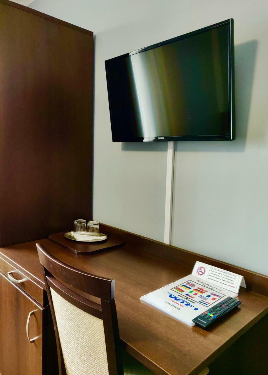 Hotel Pawlowski Згожелец Екстериор снимка