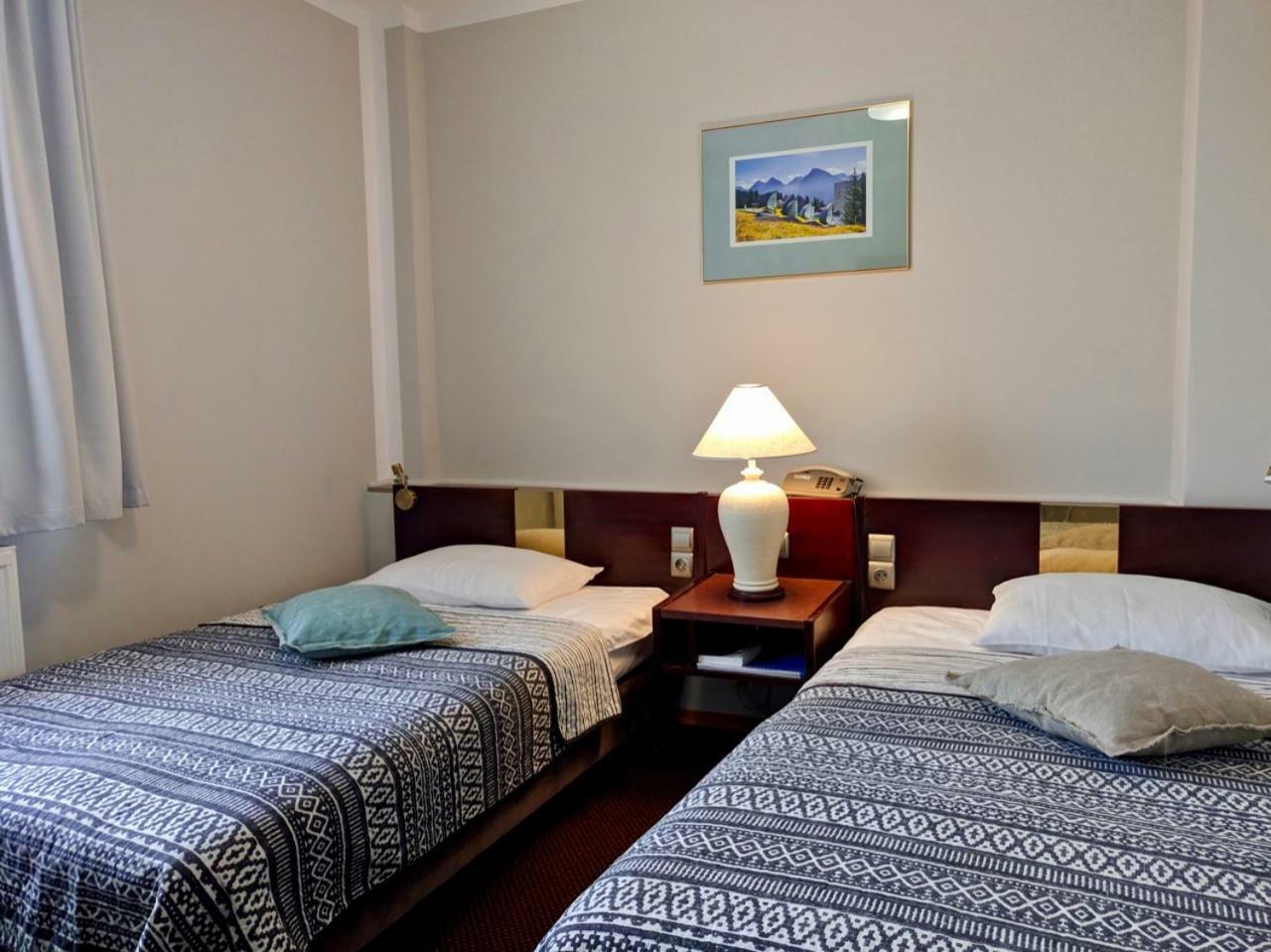 Hotel Pawlowski Згожелец Екстериор снимка