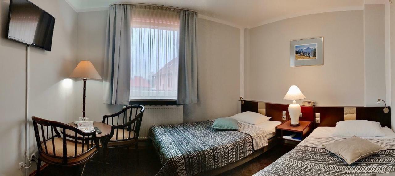 Hotel Pawlowski Згожелец Екстериор снимка