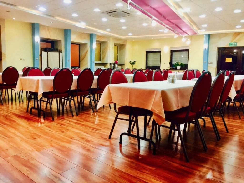 Hotel Pawlowski Згожелец Екстериор снимка